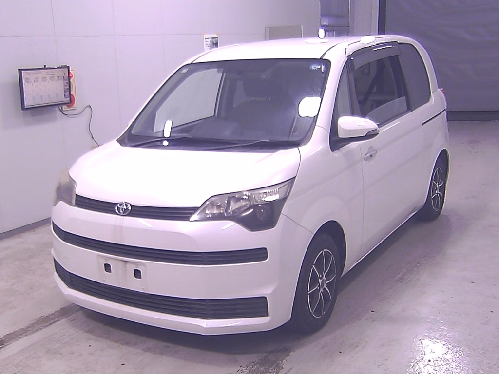TOYOTA SPADE