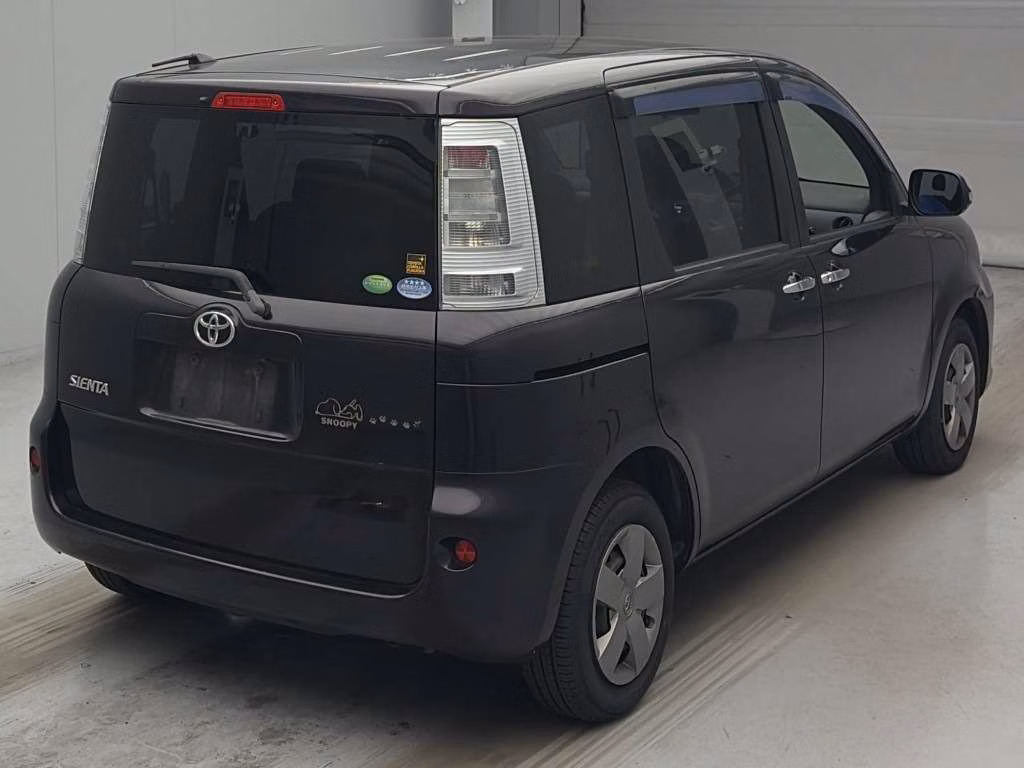 TOYOTA SIENTA