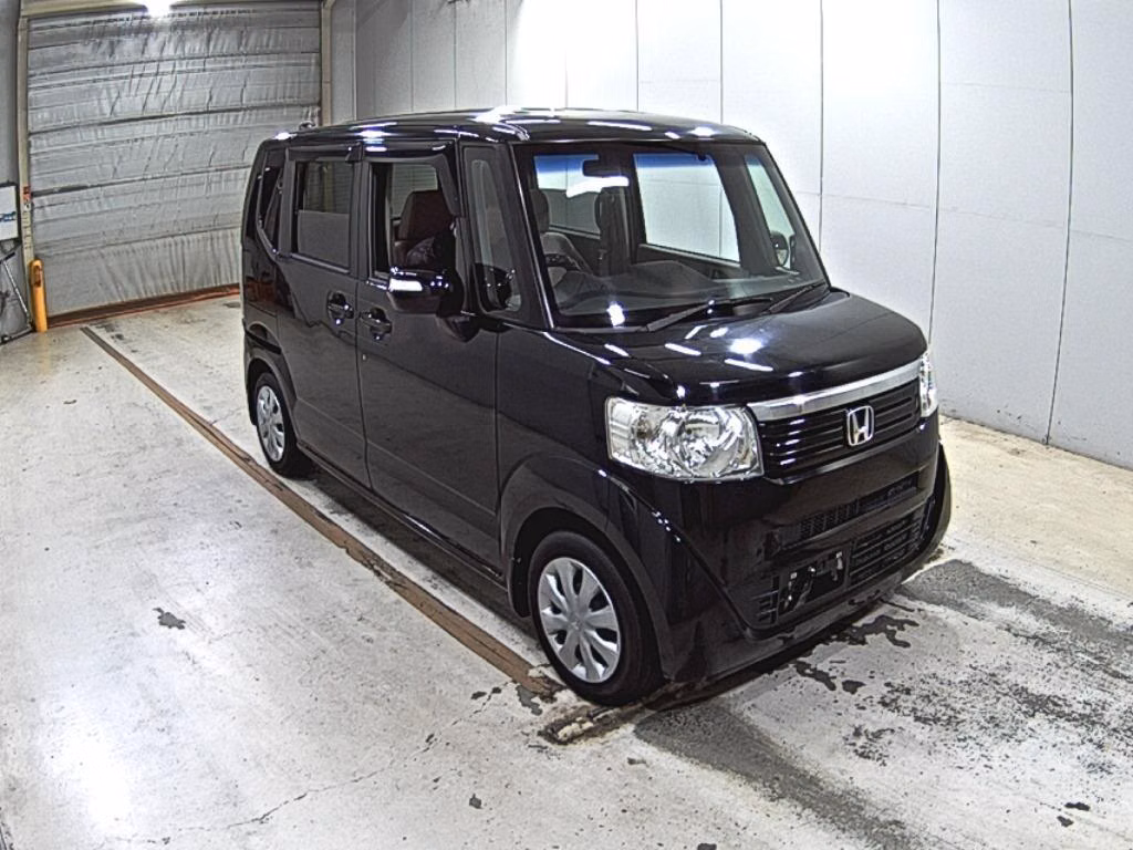 HONDA N-BOX