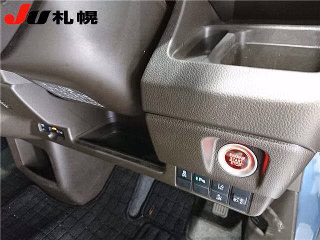 HONDA N-WGN