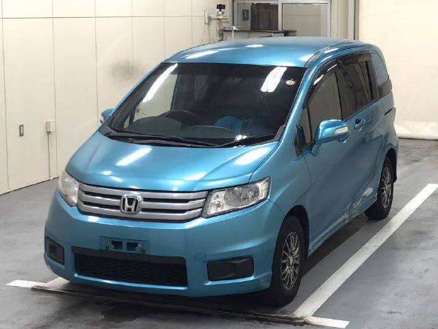 HONDA FREED SPIKE