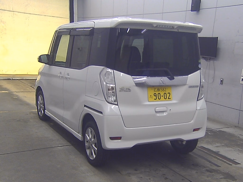 MITSUBISHI EK SPACE