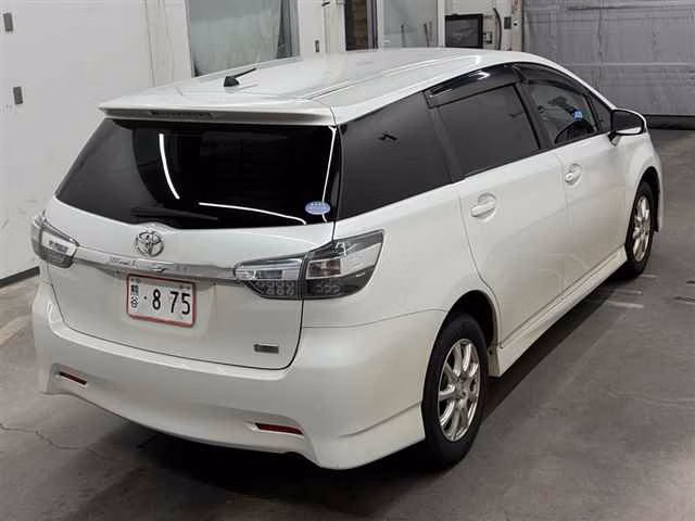 TOYOTA WISH
