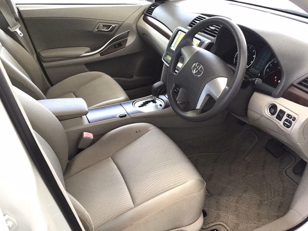 TOYOTA PREMIO