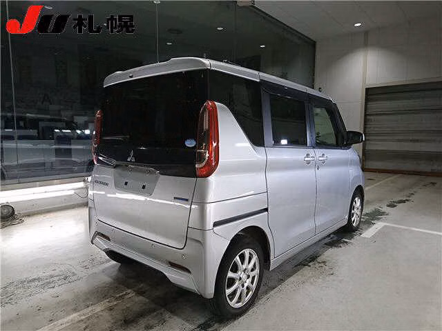 MITSUBISHI EK SPACE