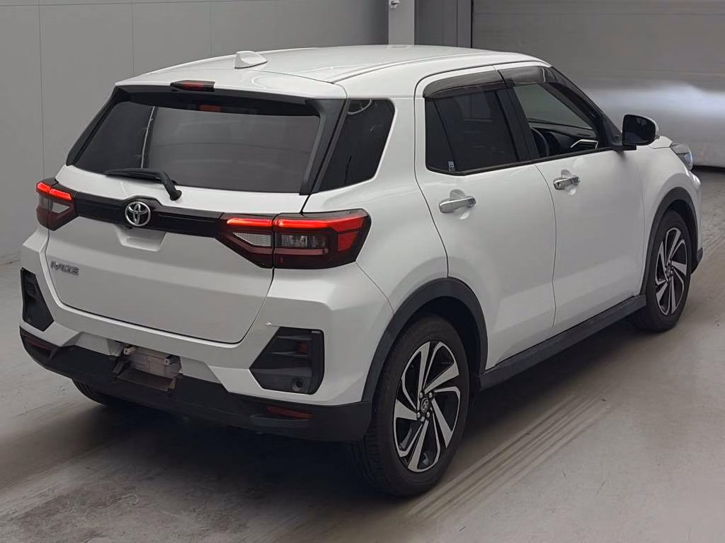 TOYOTA RAIZE