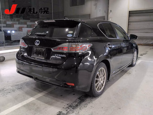 LEXUS CT200H