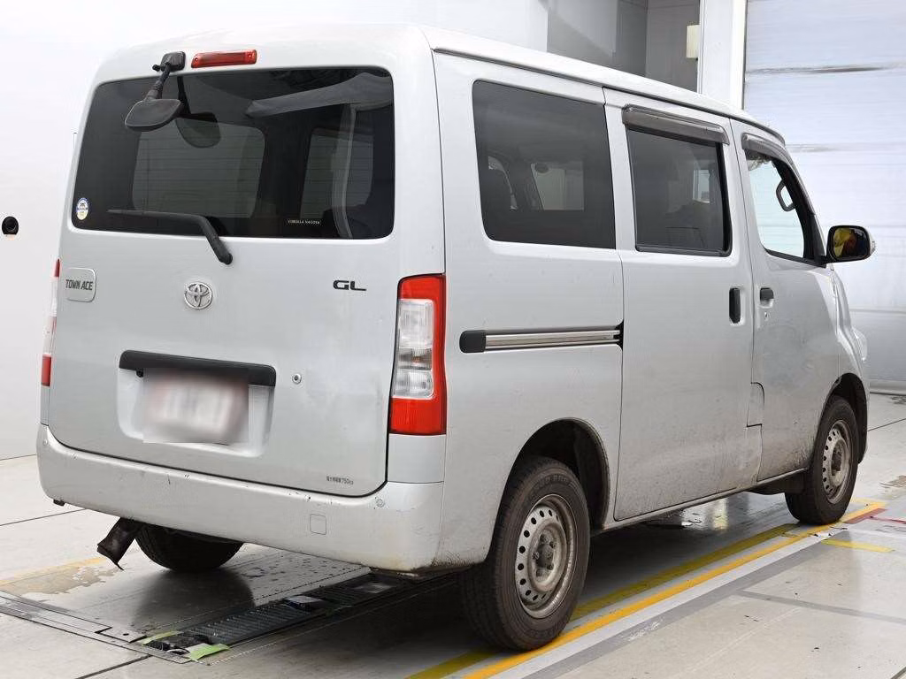 TOYOTA TOWN ACE