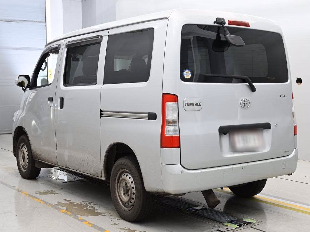 TOYOTA TOWN ACE