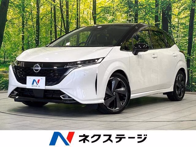 Nissan Aura