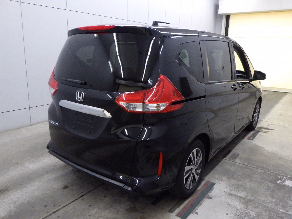 HONDA FREED+
