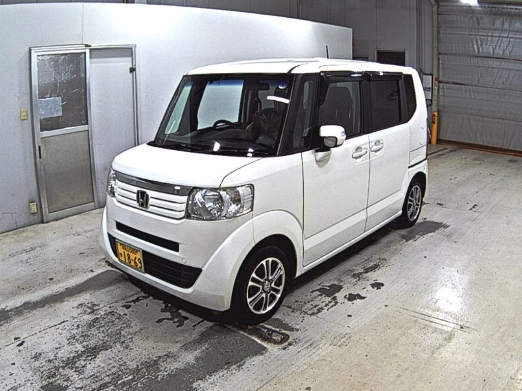 HONDA N-BOX