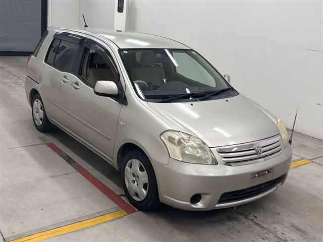 TOYOTA RAUM
