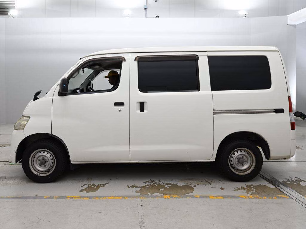 TOYOTA LITE ACE