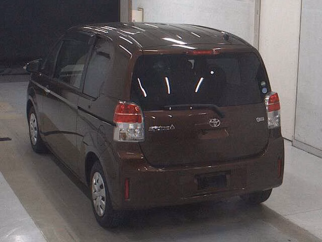 TOYOTA SPADE