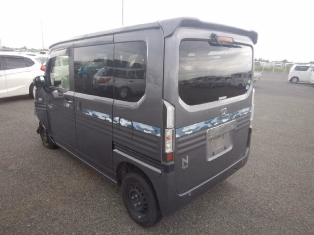 HONDA N-VAN