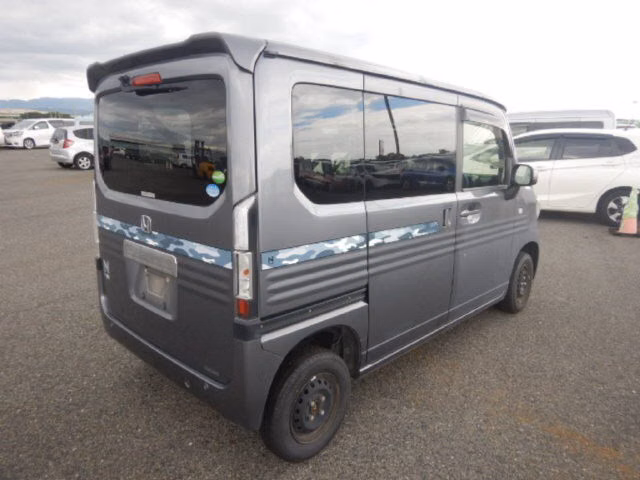 HONDA N-VAN