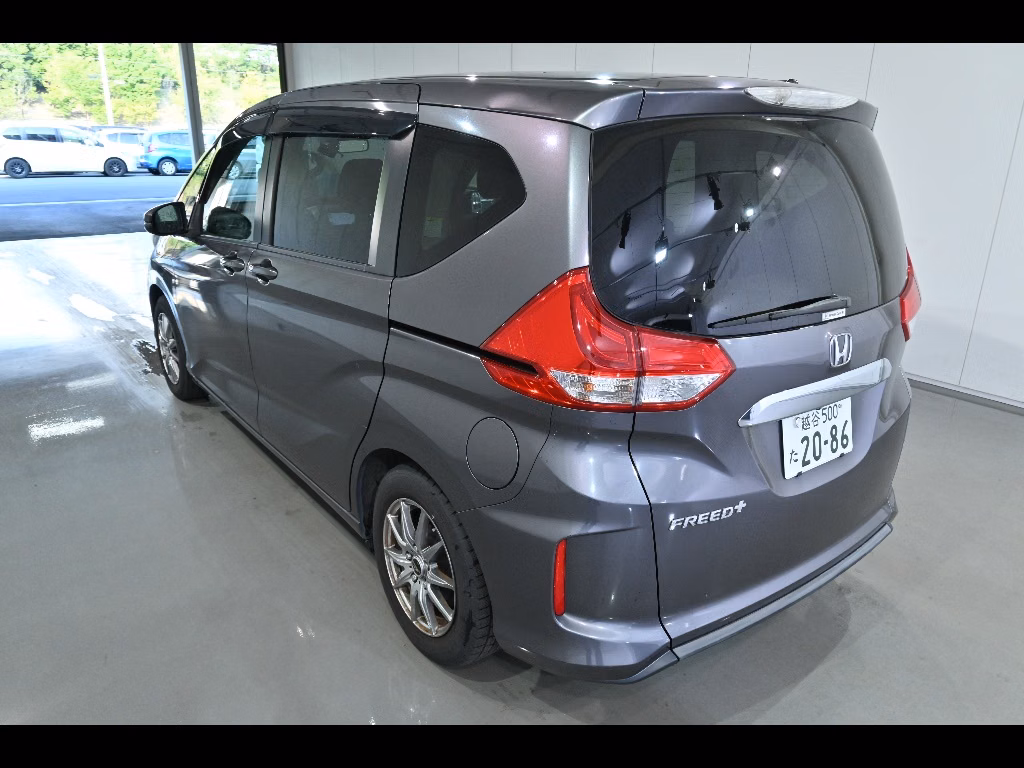 HONDA FREED+
