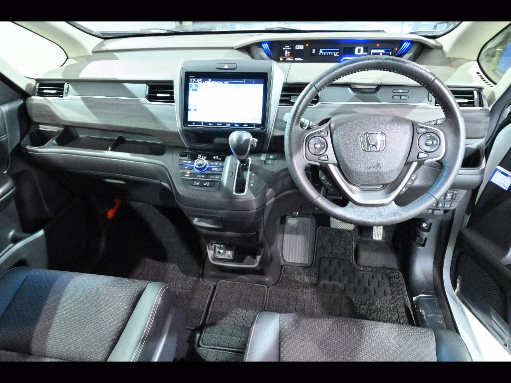HONDA FREED+