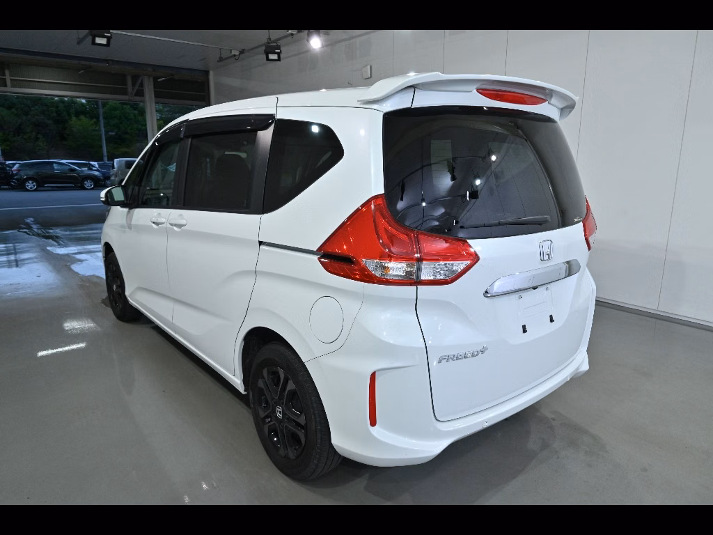 HONDA FREED+
