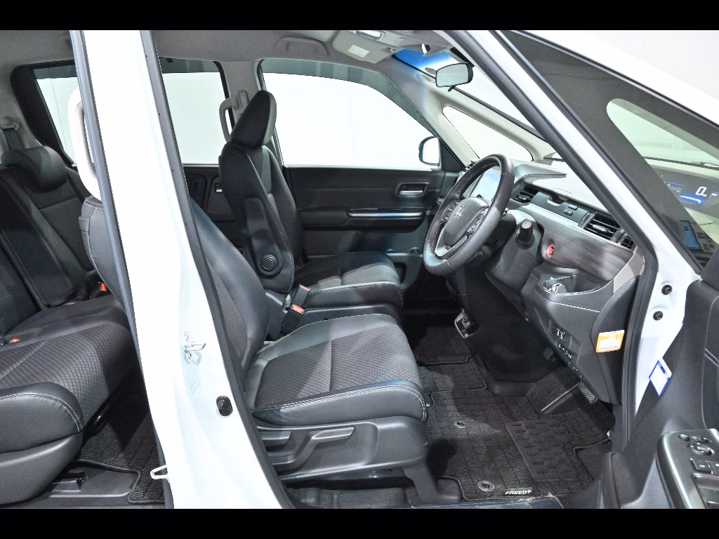 HONDA FREED+