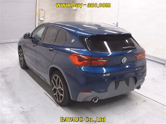 BMW X2
