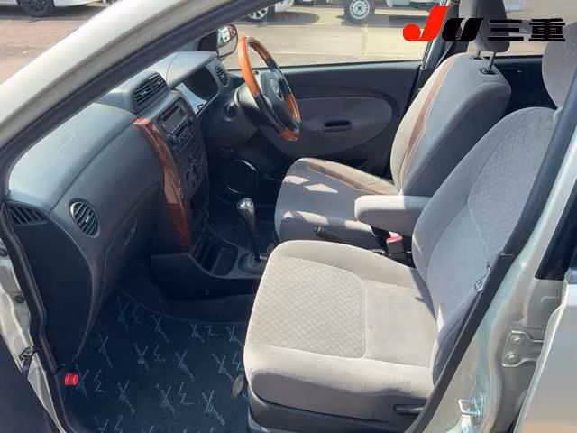 DAIHATSU MIRA AVY