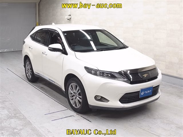 TOYOTA HARRIER