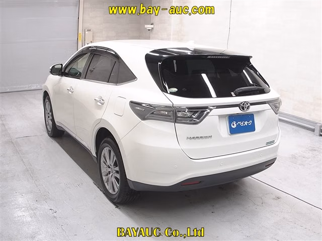 TOYOTA HARRIER