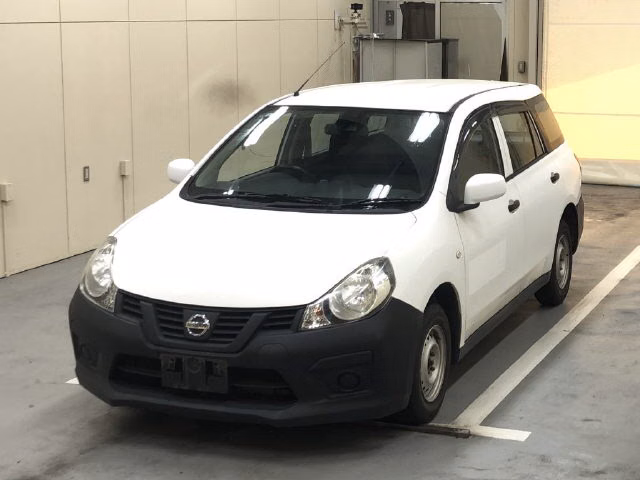 NISSAN AD