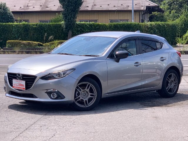 MAZDA AXELA