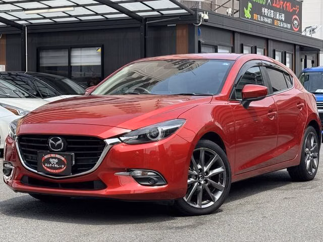 MAZDA AXELA
