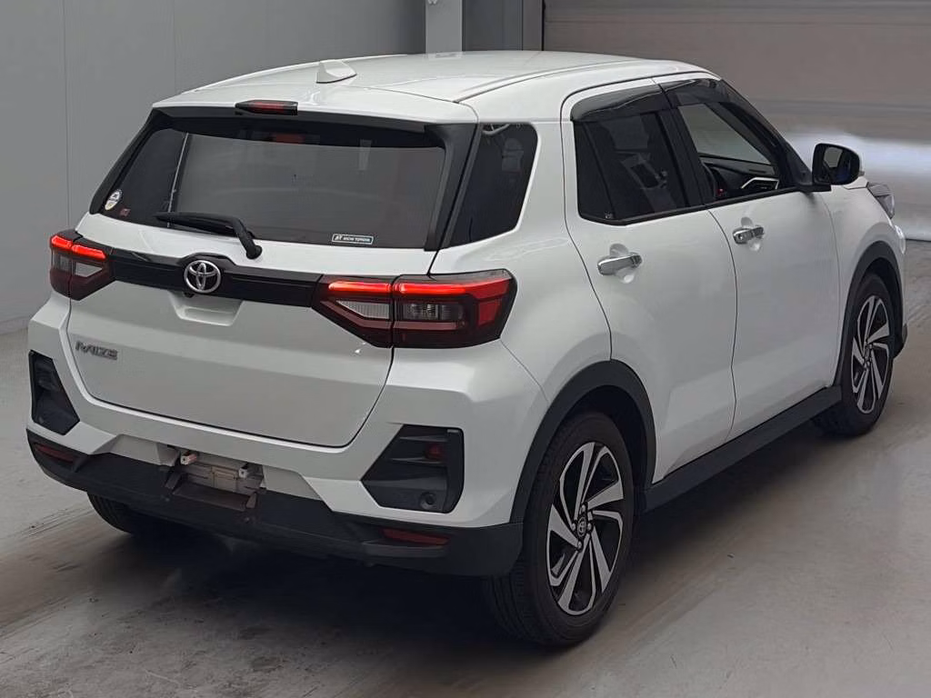TOYOTA RAIZE