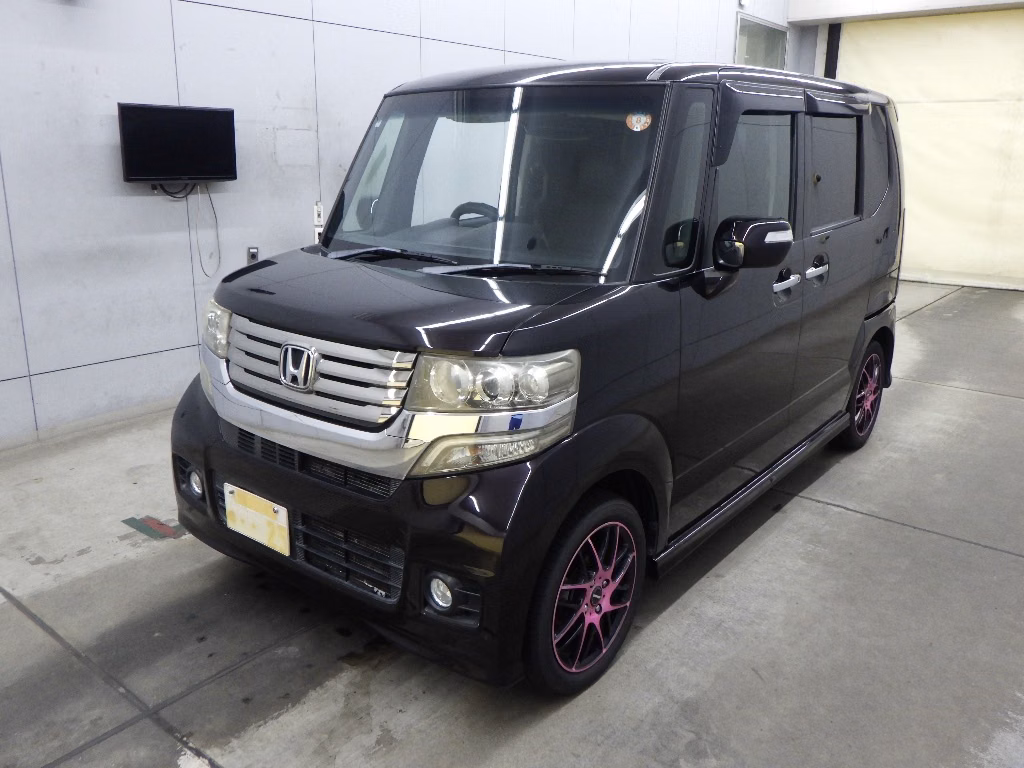 HONDA N-BOX