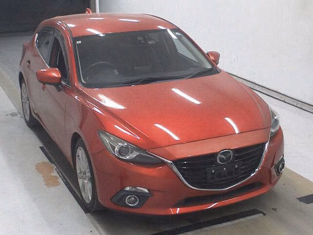 MAZDA AXELA