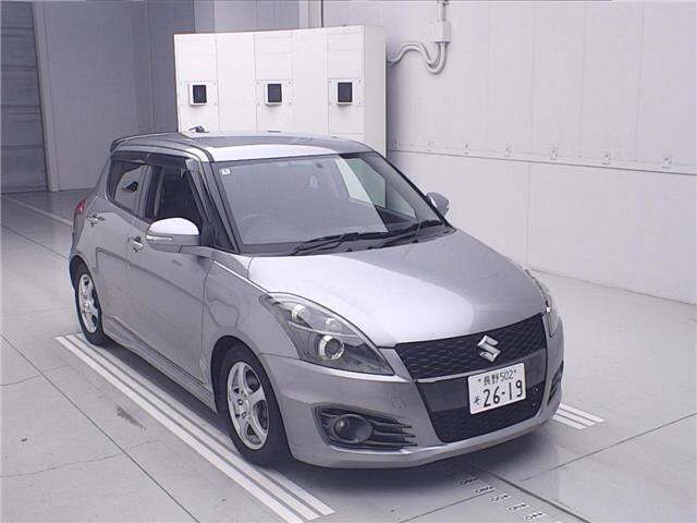 SUZUKI SWIFT