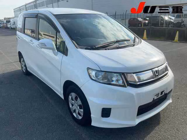 HONDA FREED SPIKE
