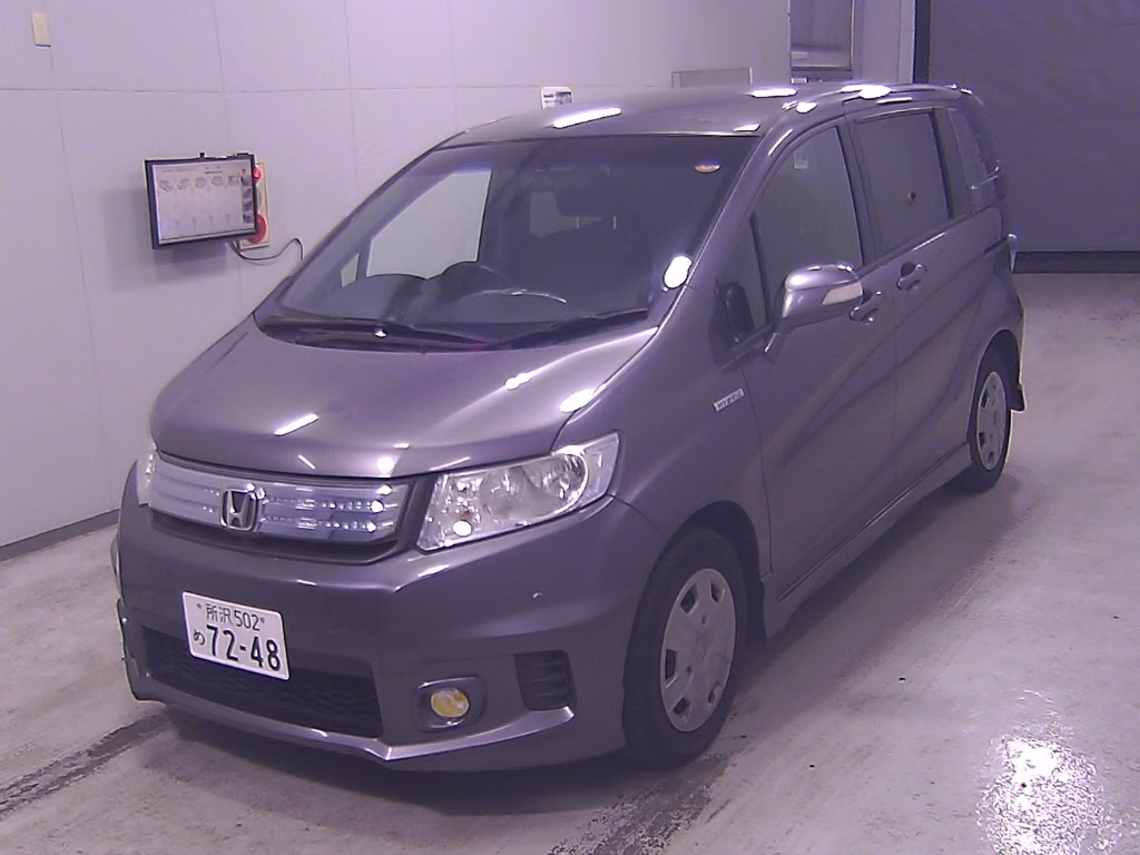 HONDA FREED SPIKE