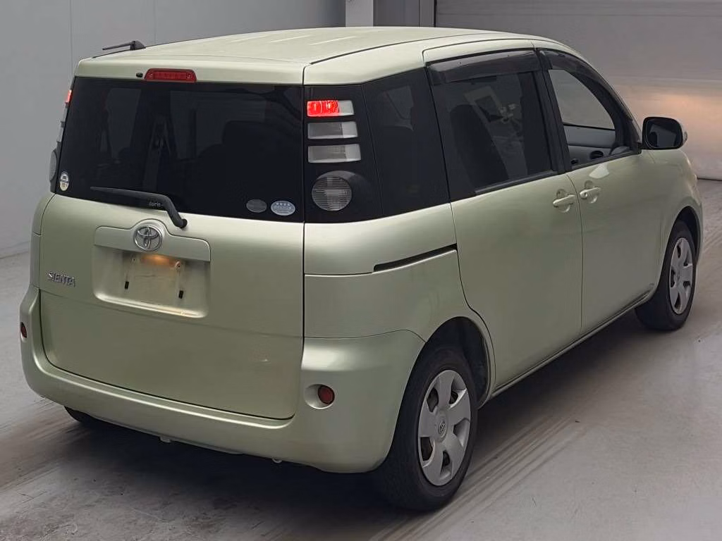 TOYOTA SIENTA