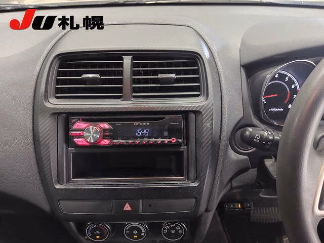 MITSUBISHI RVR