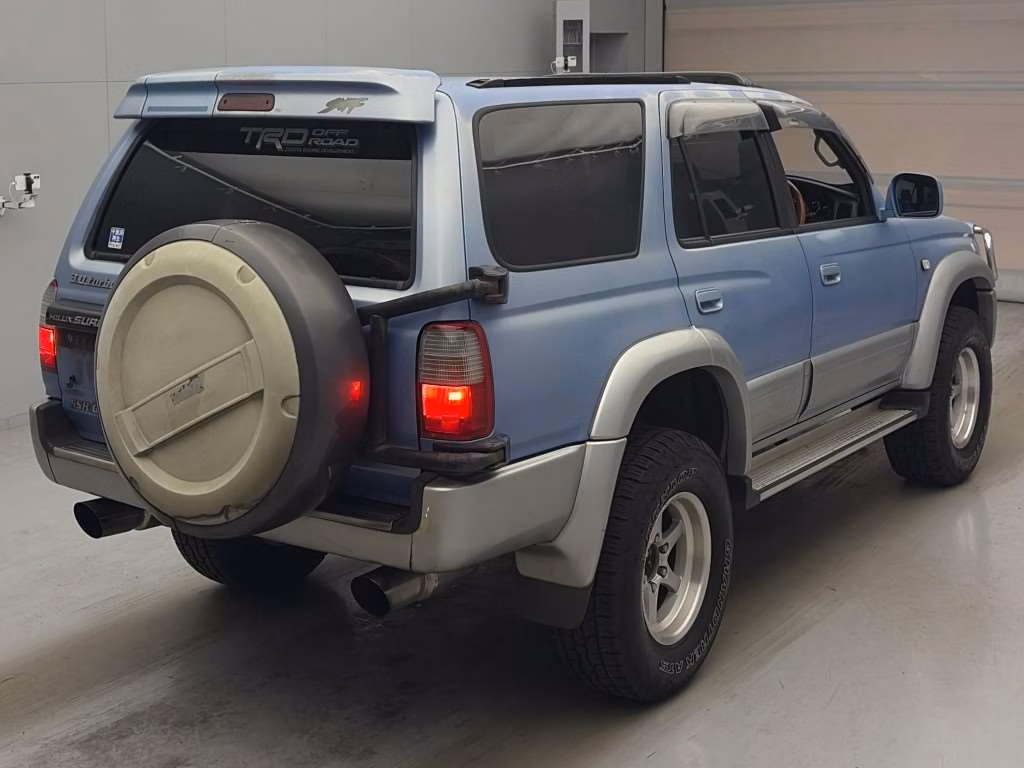TOYOTA HILUX SURF