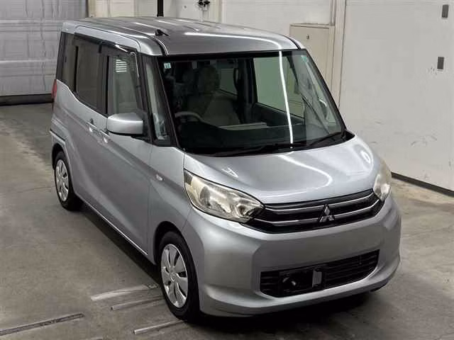 MITSUBISHI EK SPACE