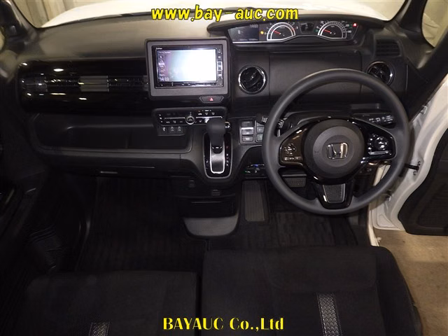 HONDA N-BOX