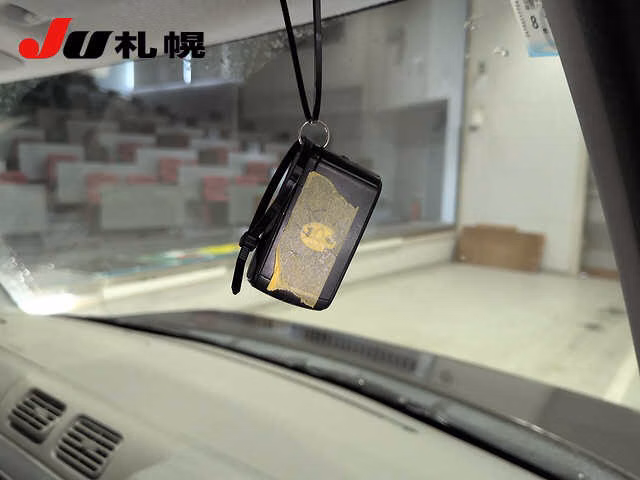 TOYOTA PIXIS SPACE