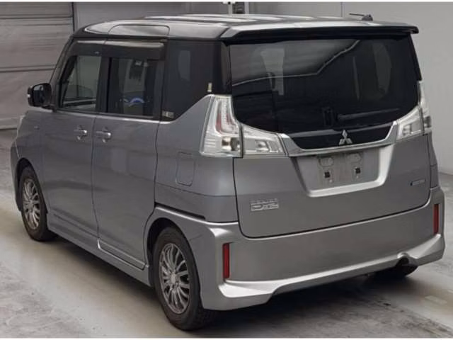 MITSUBISHI DELICA D:2