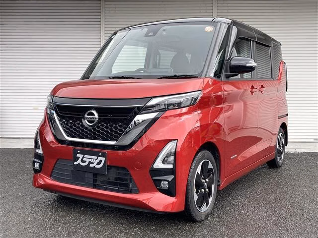 NISSAN ROOX