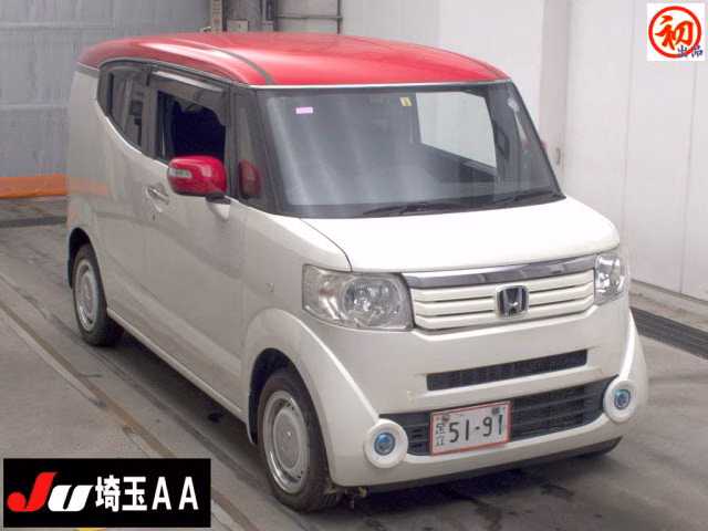 HONDA N-BOX SLASH