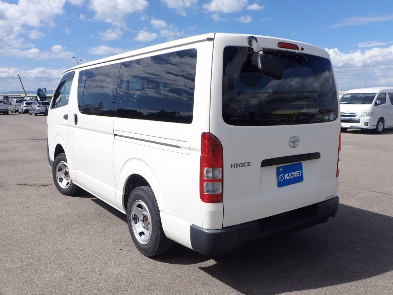 TOYOTA REGIUS ACE