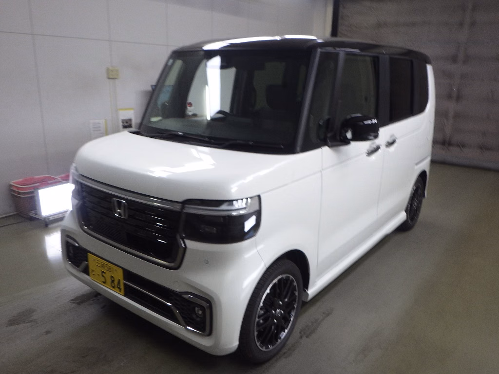 HONDA N-BOX