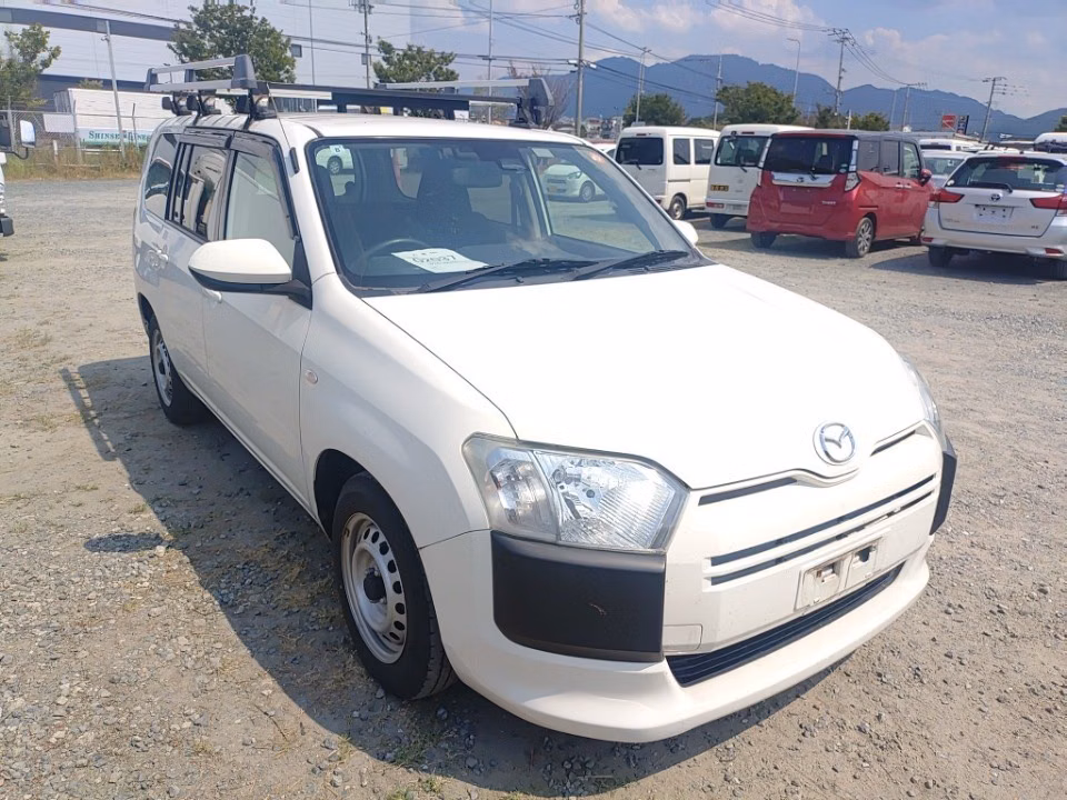 MAZDA FAMILIA